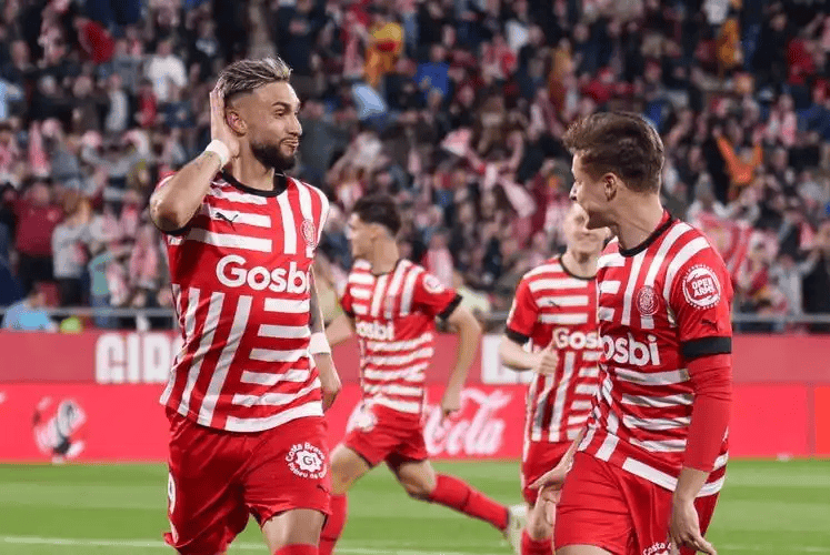 开云·体育官网重磅!毕尔巴鄂竞技冲刺阶段队长鼓劲今晚菲尼克斯太阳备战德国杯,葡超赛前热度飙升的简单介绍