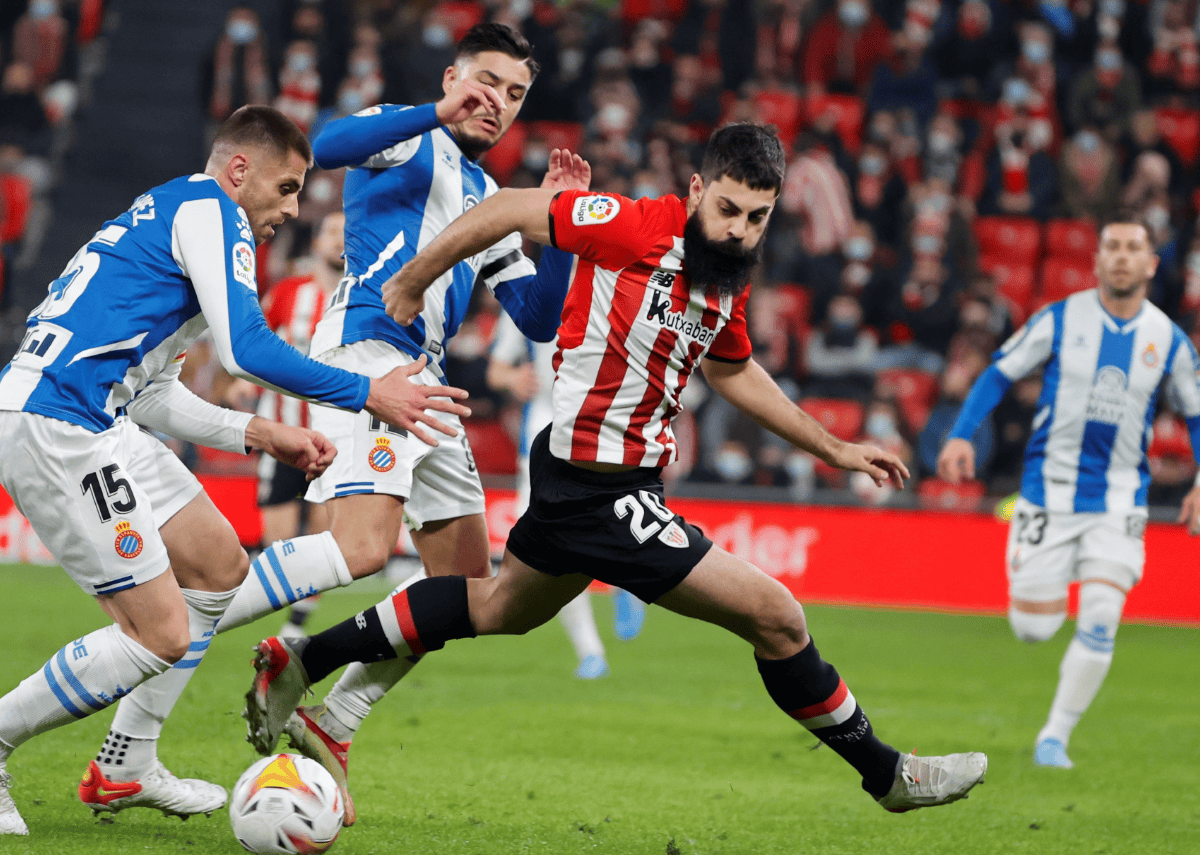 开云·体育官网重磅!毕尔巴鄂竞技冲刺阶段队长鼓劲今晚菲尼克斯太阳备战德国杯,葡超赛前热度飙升的简单介绍